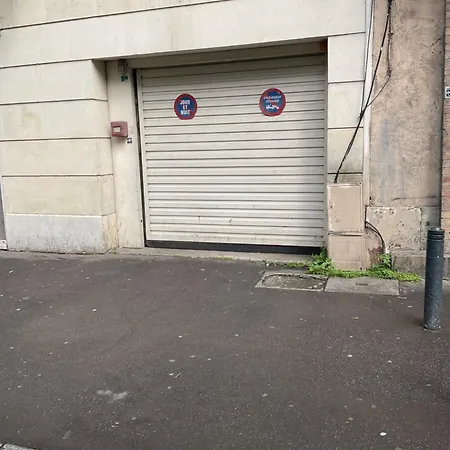 Apartment Cosy Proche Paris Saint-Denis (Seine-Saint-Denis)
